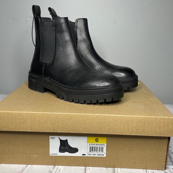 Steve Madden Shoes - Steve Madden Leather Chelsea Boots